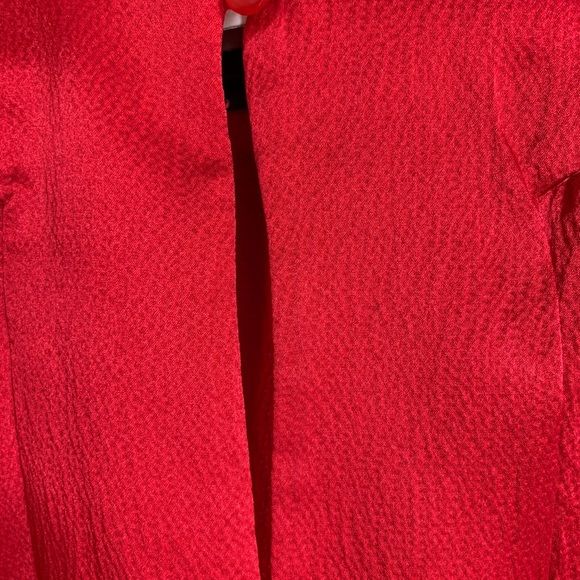 Red Top 100% Silk - never worn - Picture 4 of 6